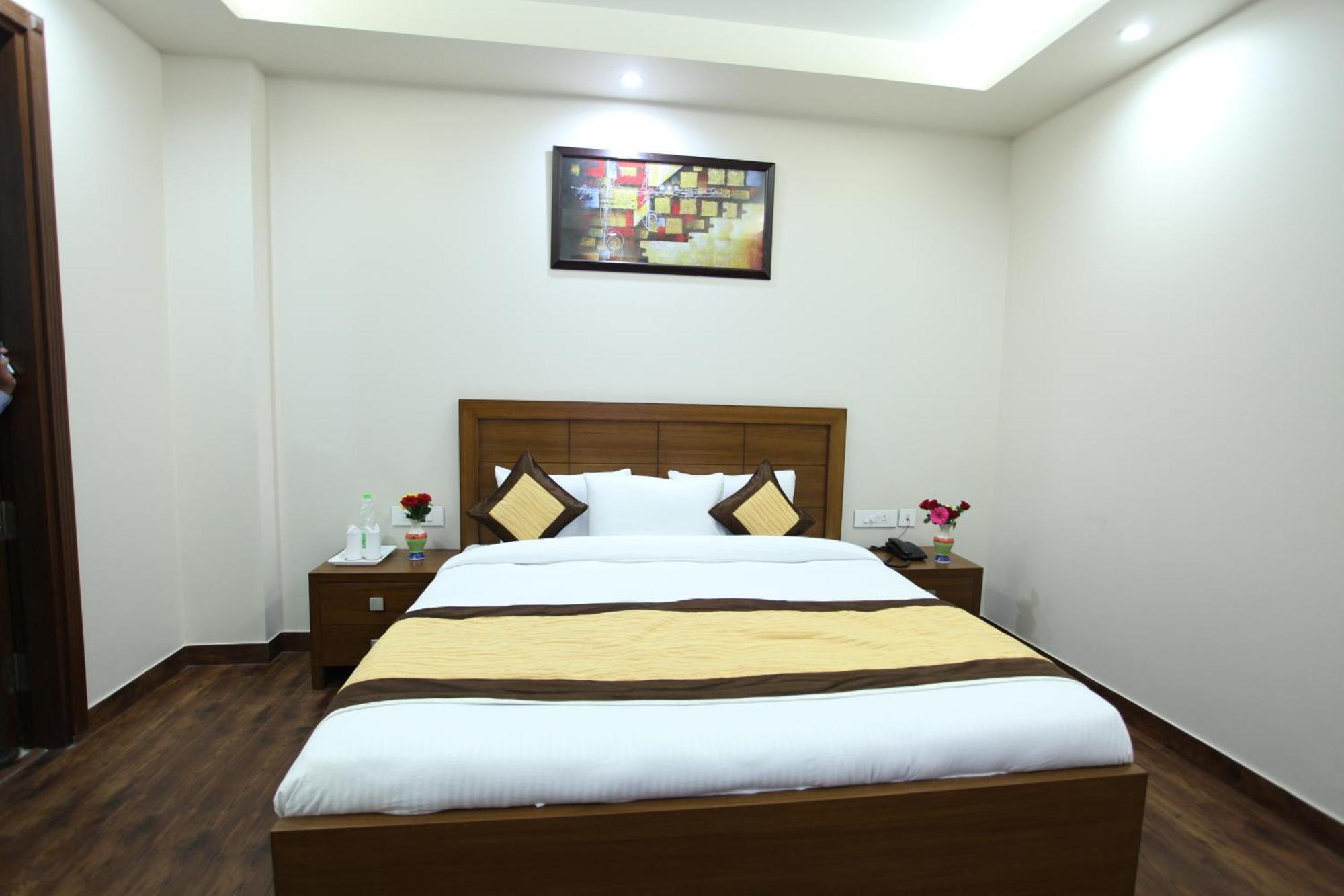 Hotel Hc Grand New Delhi Exterior photo